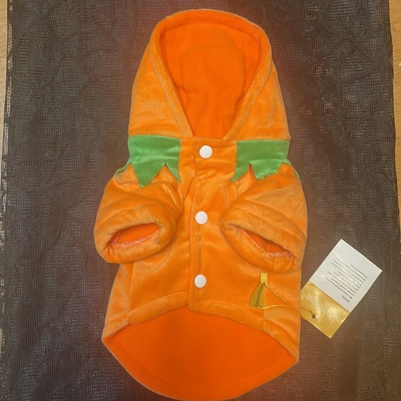 Jack-o-lantern dog coat - Picture 2 of 6